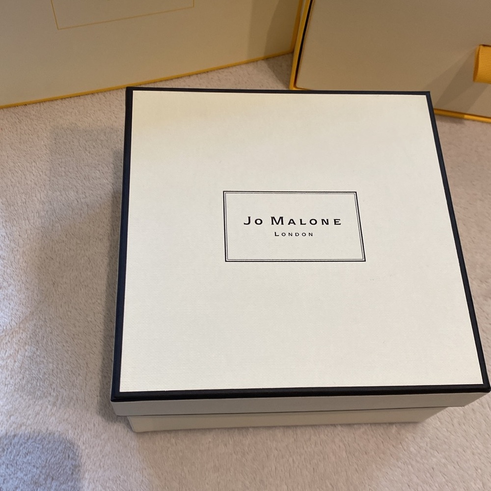 Jo Malone decor empty boxes bundle (3 empty boxes) - Picture 3 of 11